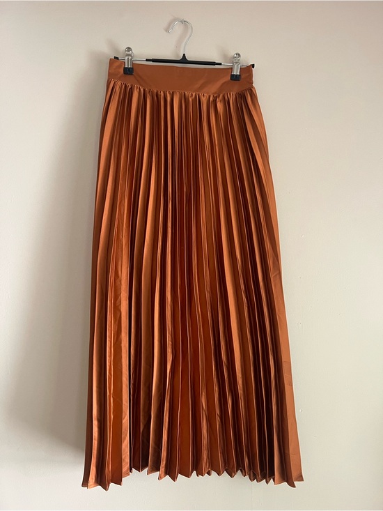 Altar'd State Dresses & Skirts - Altar'd State Copper Pleated Maxi Skirt